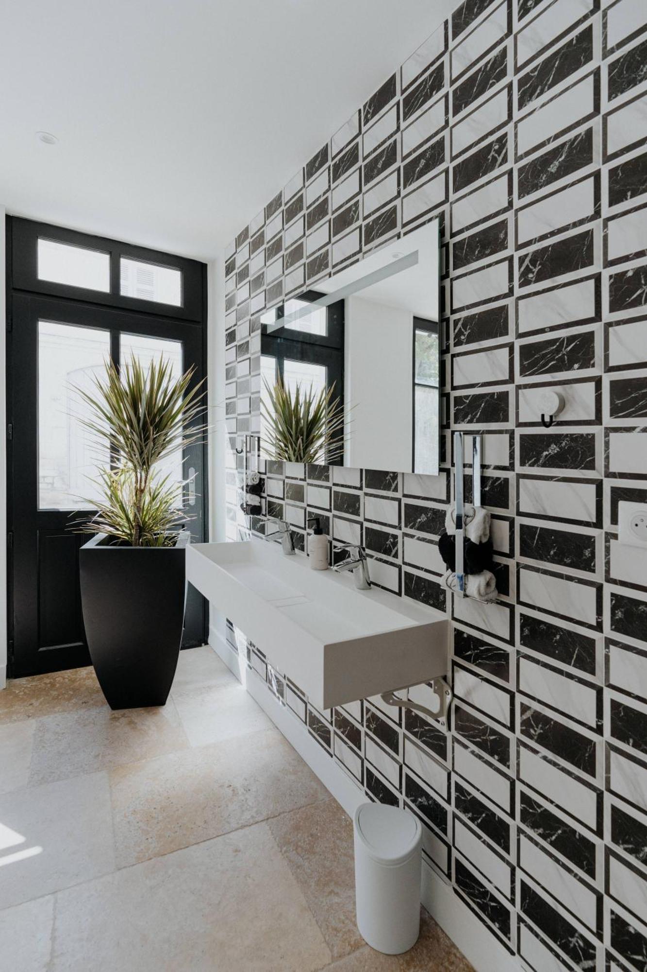 The Originals Boutique, Hotel Le George , Loches Exteriör bild