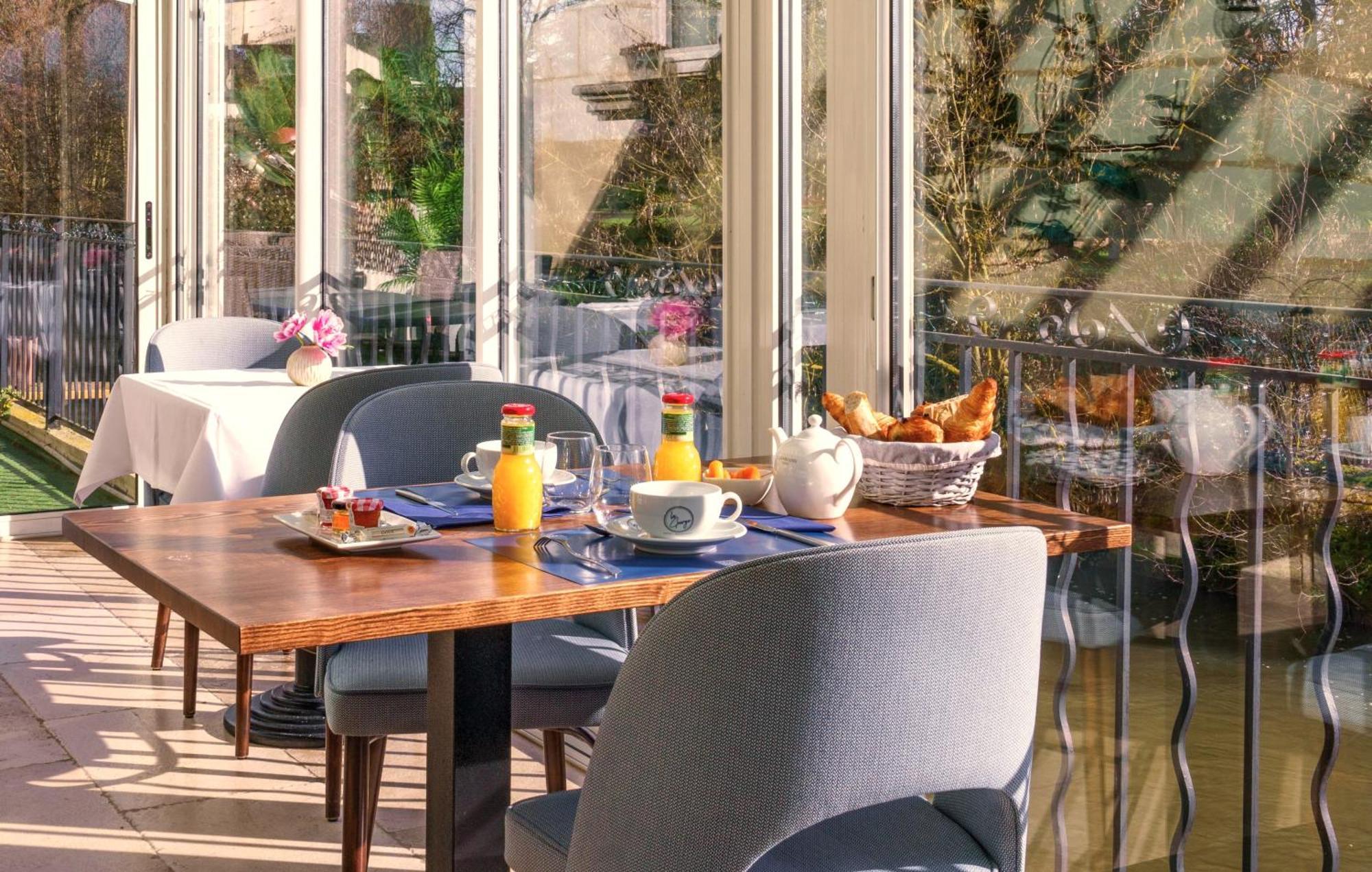 The Originals Boutique, Hotel Le George , Loches Exteriör bild