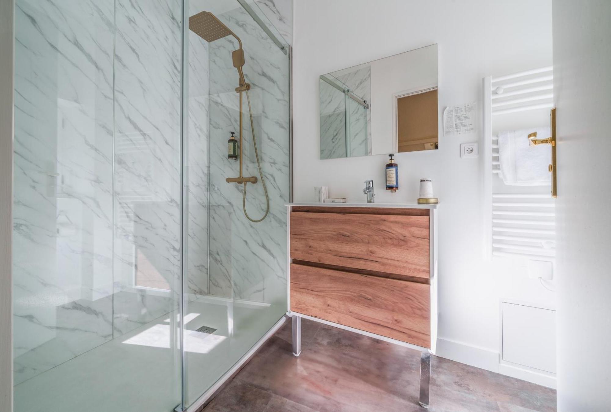 The Originals Boutique, Hotel Le George , Loches Exteriör bild