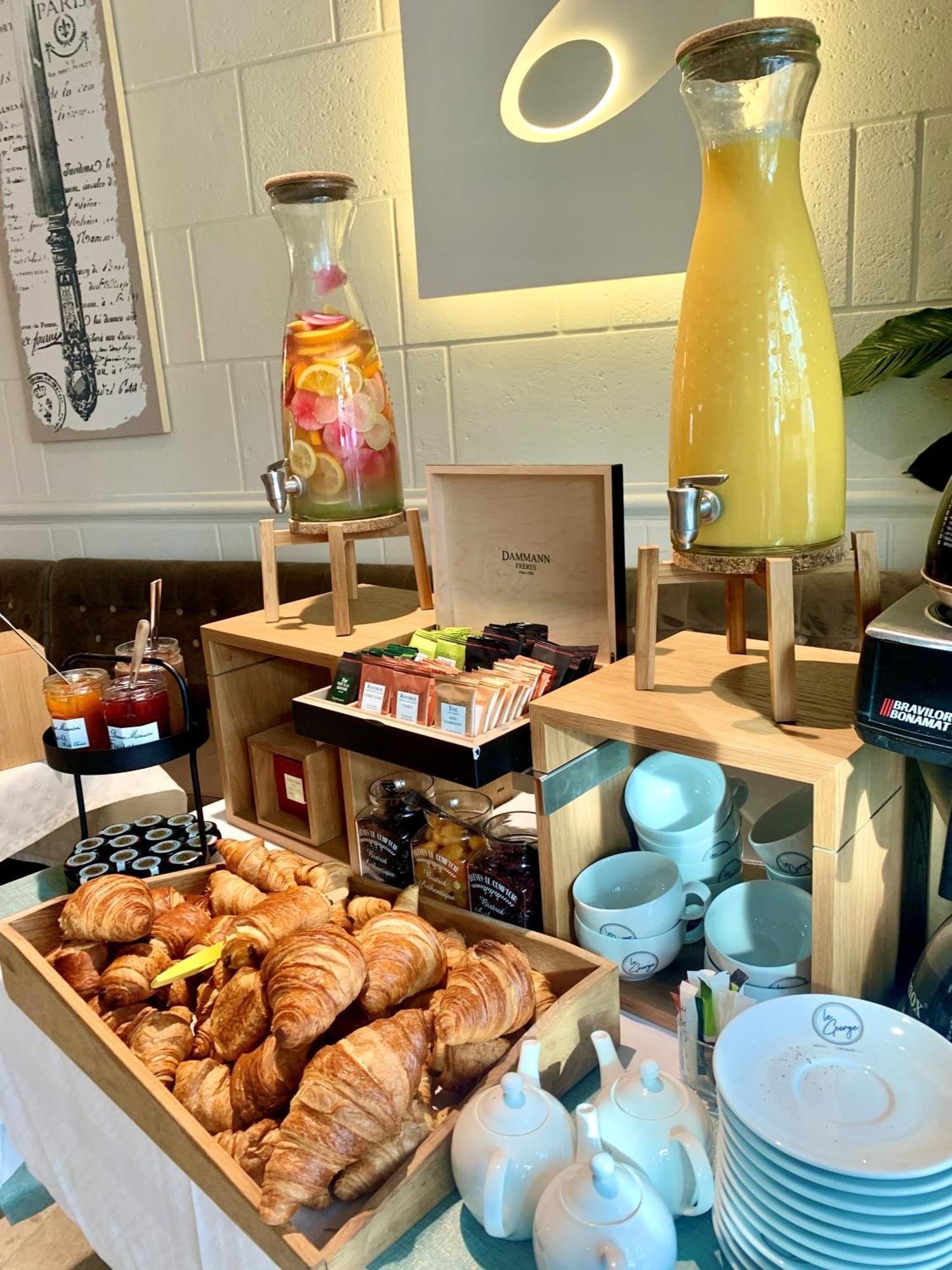 The Originals Boutique, Hotel Le George , Loches Exteriör bild