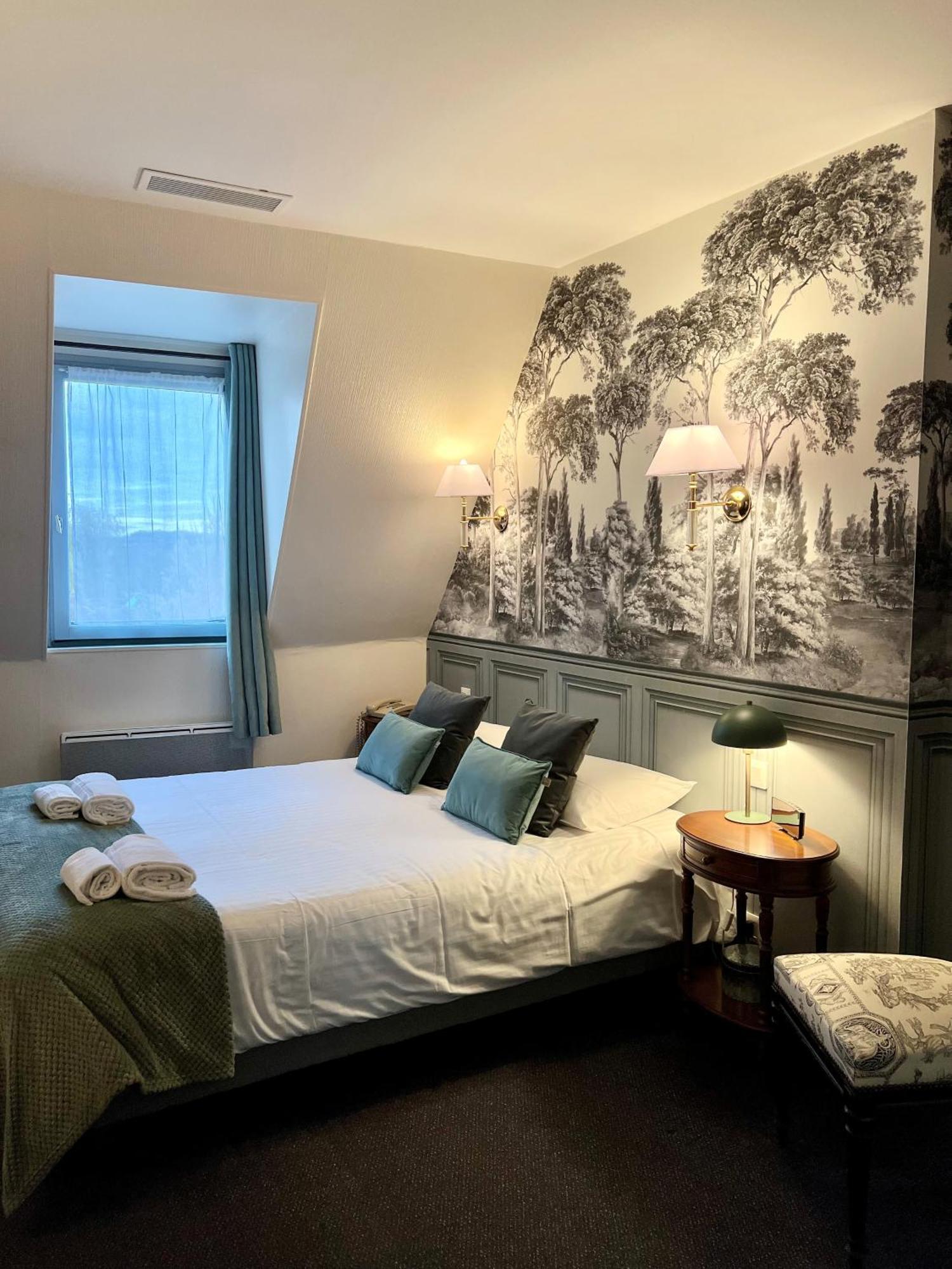 The Originals Boutique, Hotel Le George , Loches Exteriör bild
