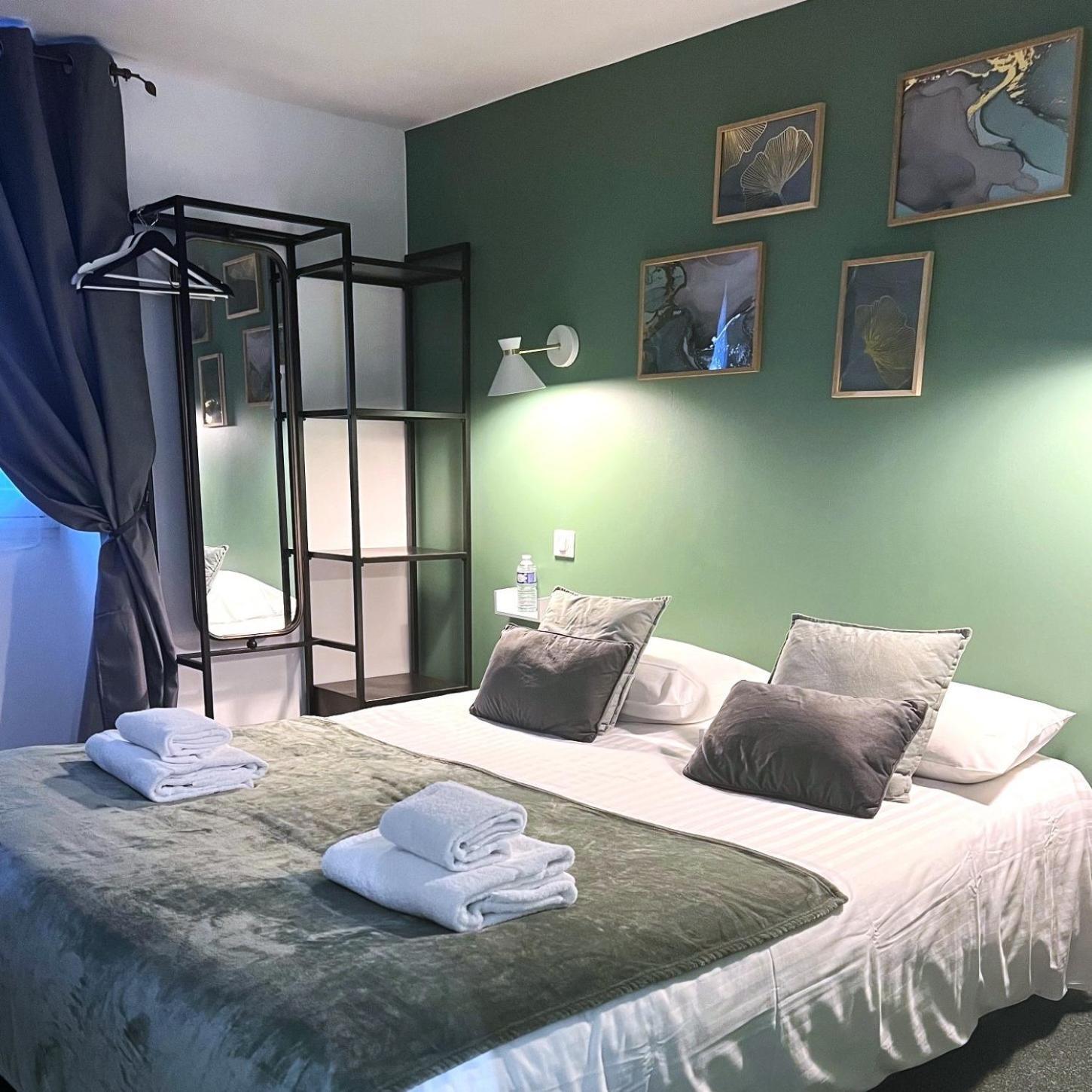 The Originals Boutique, Hotel Le George , Loches Exteriör bild