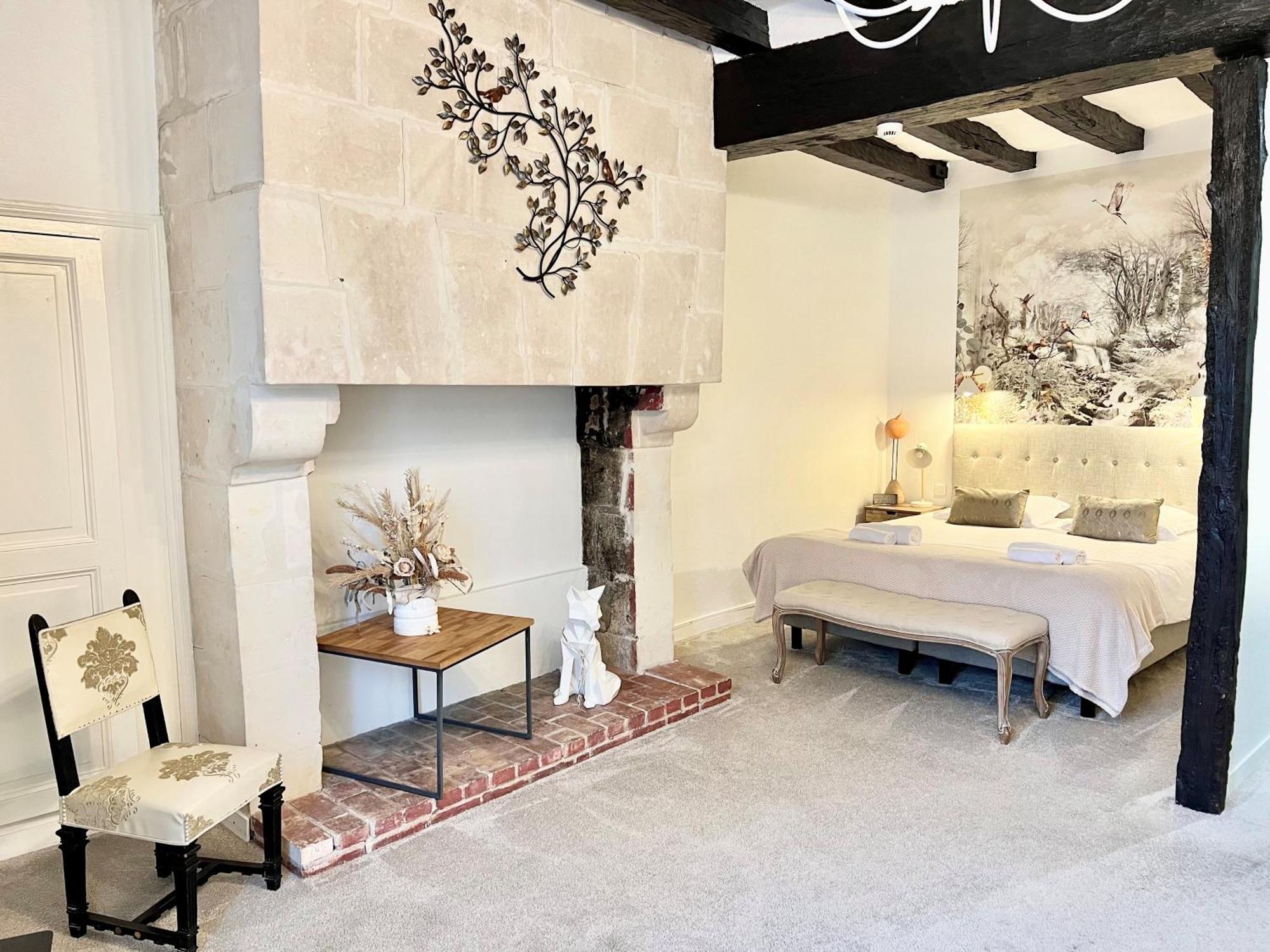 The Originals Boutique, Hotel Le George , Loches Exteriör bild